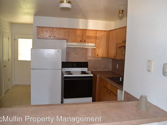 4th image of 4400 Jeff Scott Dr APT B