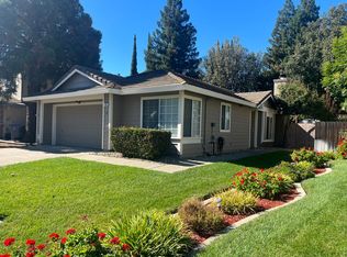 406 Stoneybrook Ln, Vacaville, CA 95687