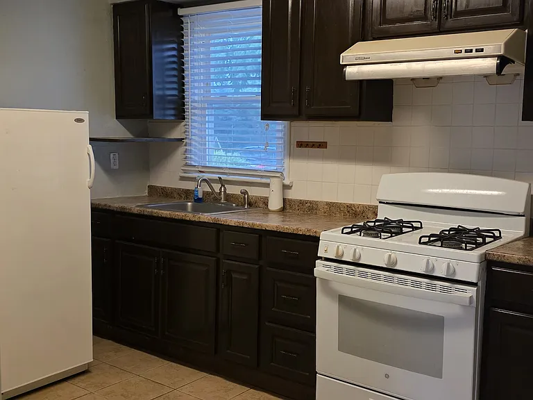 10820 Olive Blvd — Photo 4