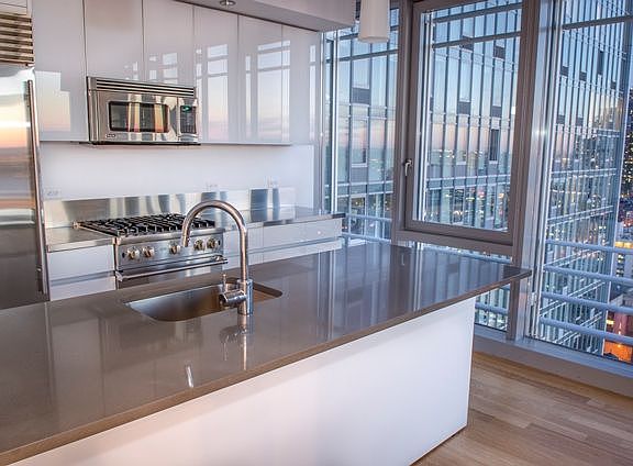 5th image of 554 W 54th St #30K