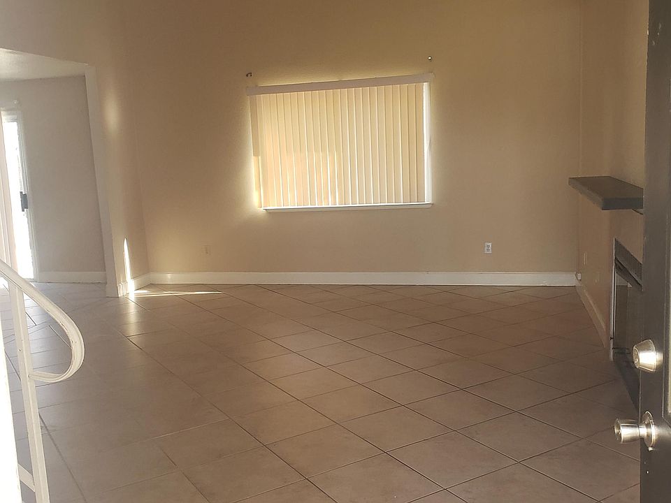 2nd image of 375 Arthur Ct
