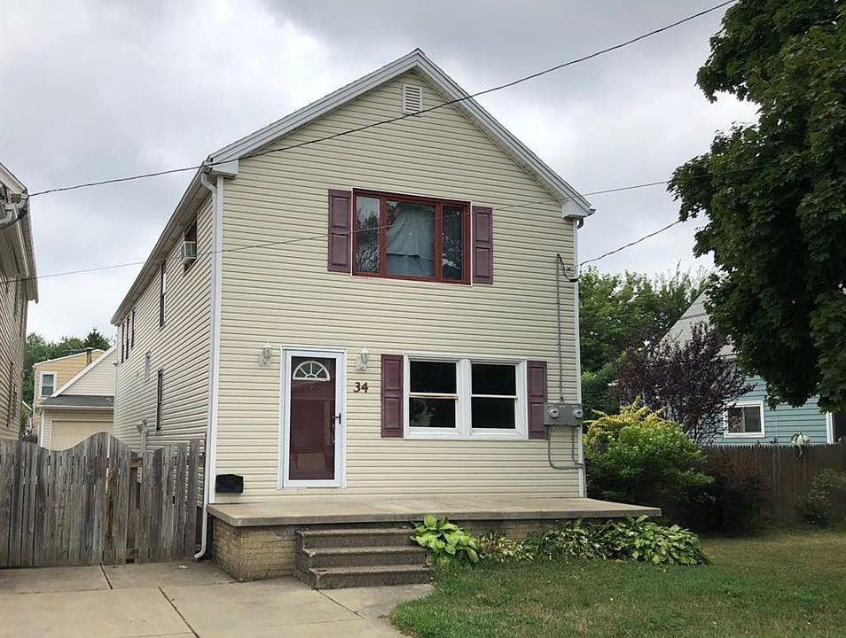 1st image of 34 Olcott Pl