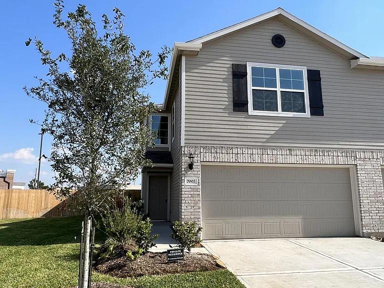 7002 Cedar Breeze Ct — Photo 25