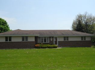 6285 Schaumburg Ln, Roscoe, IL 61073