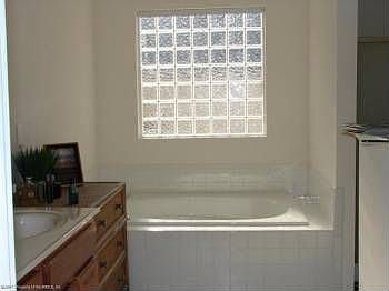 5th image of 4404 Acoma Cir