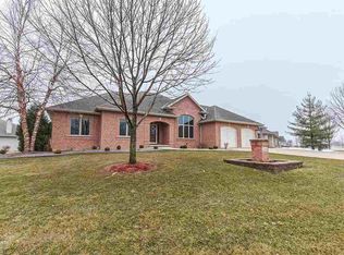 3341 Whittier Dr, Green Bay, WI 54311