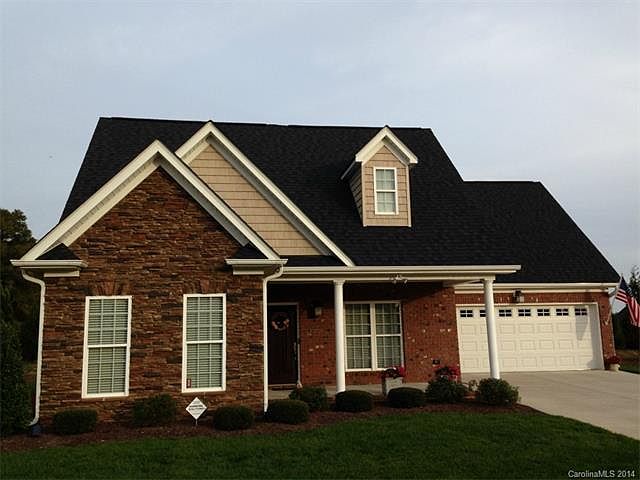 1st image of 1 Villas Dr