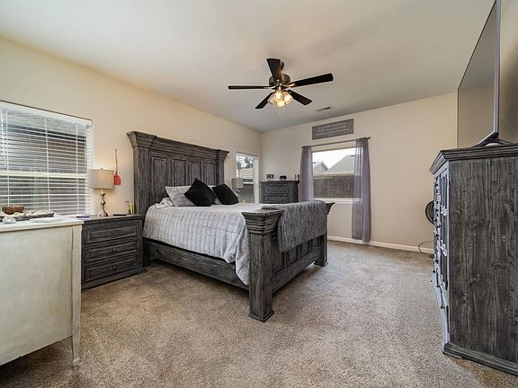 4th image of 407 Bear Dance Dr