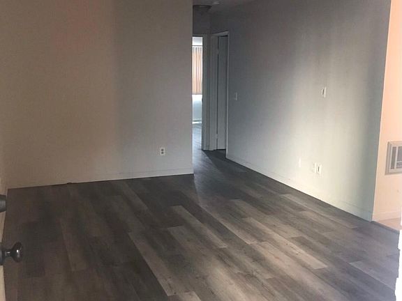 3rd image of 4934 Coldwater Canyon Ave #1115