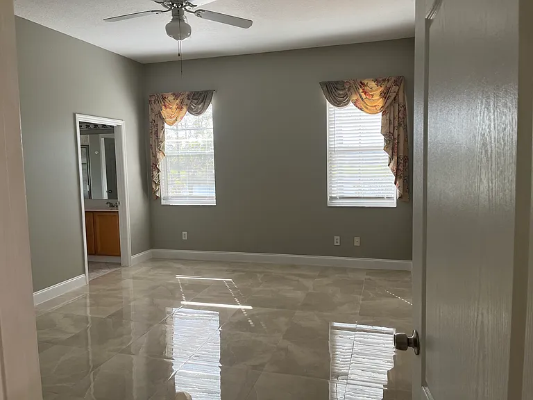 6623 Lake Pembroke Pl — Photo 17