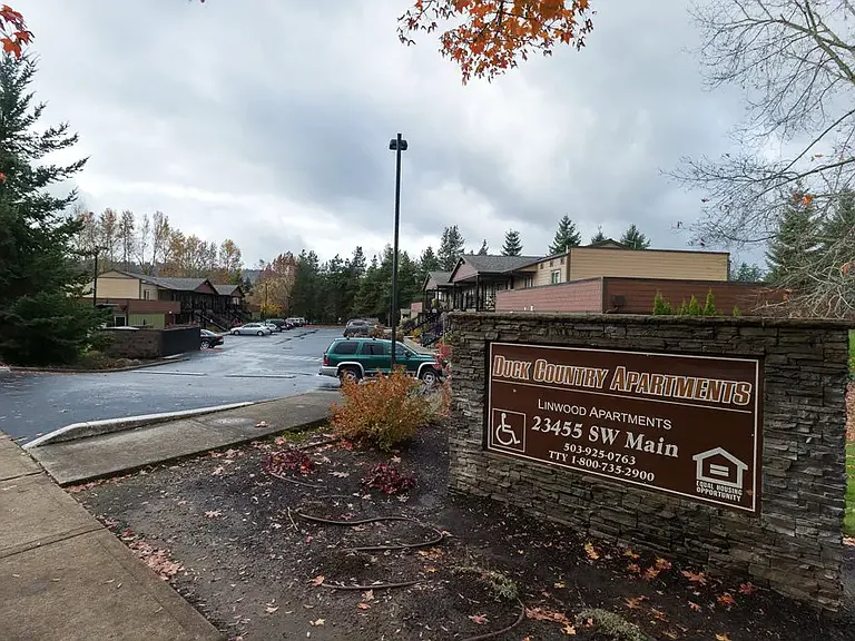 23455 SW Main St — Photo 14