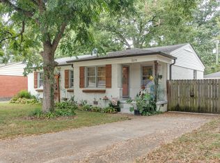 1519 Ivy Rd, Memphis, TN 38117