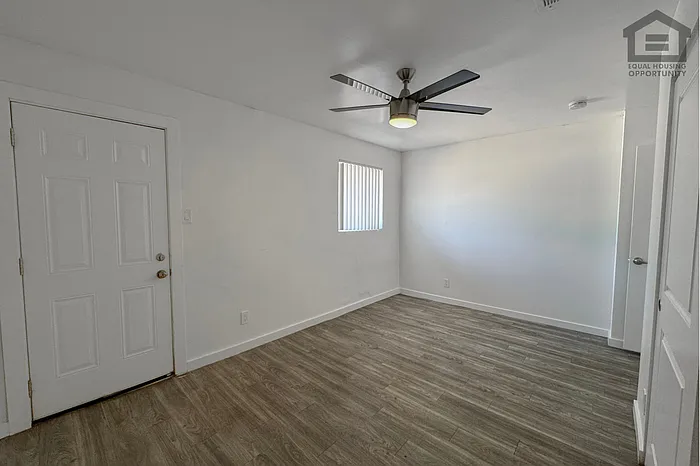 1336 E Willetta St #12 — Photo 10