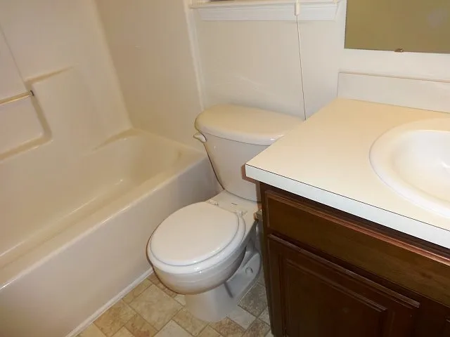 228 Trickle Dr — Photo 11