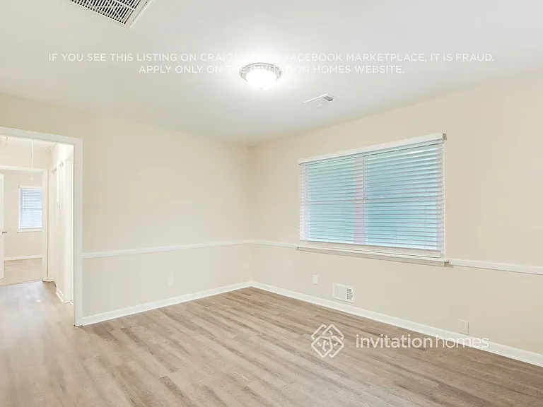 2365 Shamrock Dr — Photo 6