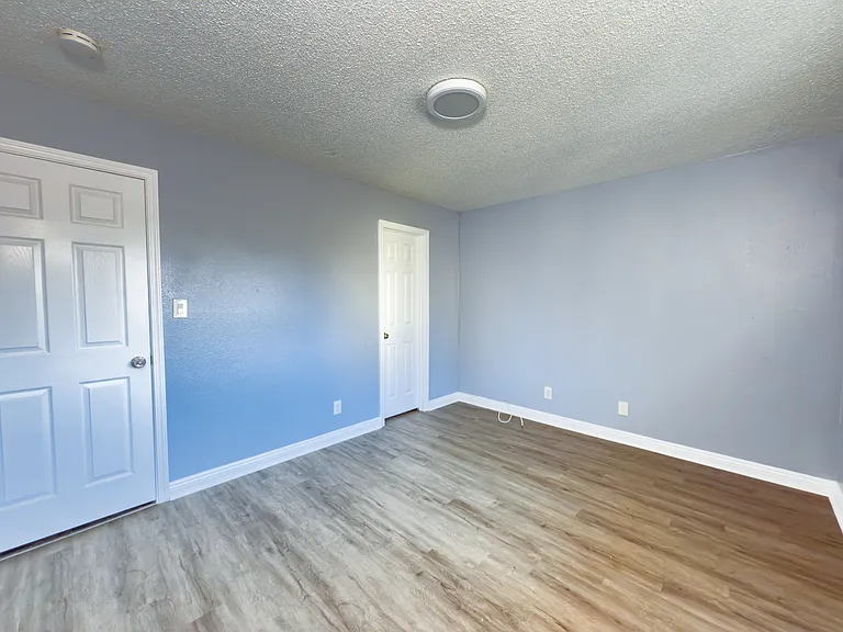 10923 California Ave #B — Photo 26