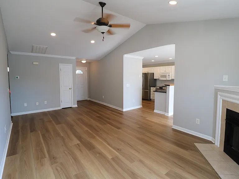 6004 Old Park Ln — Photo 7