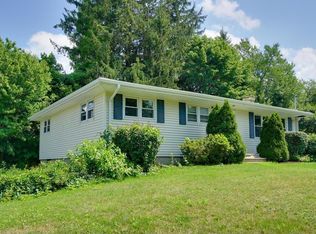 1 Pelican Ave, Worcester, MA 01605