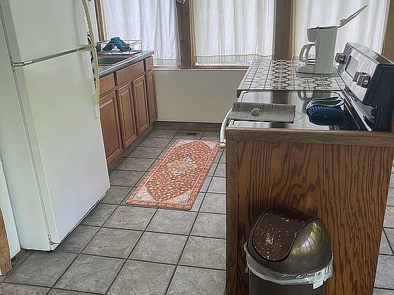 stove and cabinet island
