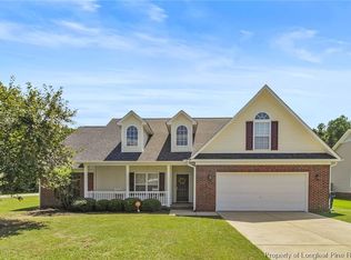 111 Hampton Dr, Raeford, NC 28376