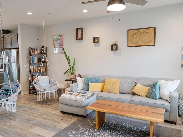 505 Lark Way — Photo 11