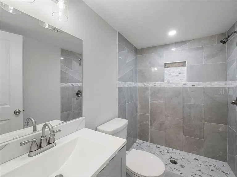 192 Hoke St — Photo 23