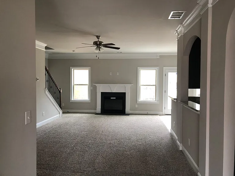 2232 Chance Ln — Photo 4