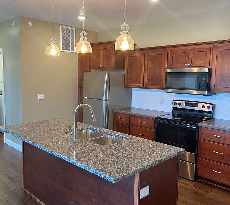 1st image of 2543 N 15th St #206