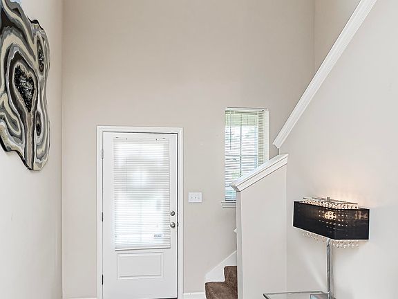 5th image of 39405 Legacy Lake Dr