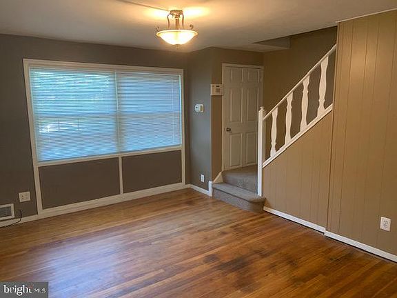 5th image of 12029 Bluhill Rd