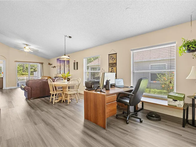 1722 Palmetto Pine Ln — Photo 3