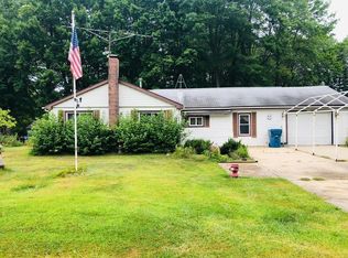 1279 Ojibway St, Gladwin, MI 48624