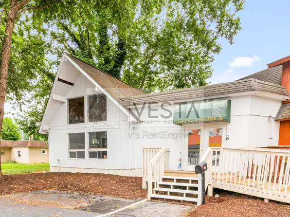 178 Waynesville Plz, Waynesville, NC 28786
