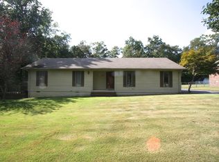 121 Larkway Dr, Tullahoma, TN 37388