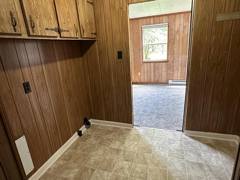 99 Monticello Dr — Photo 10