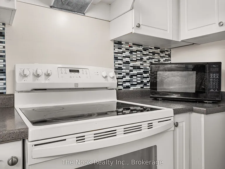 2678 Trulls Rd S — Photo 16