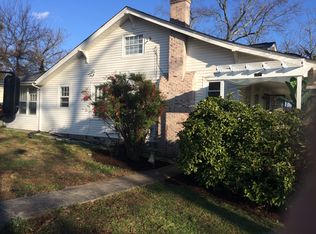 904 S Crest Rd, Chattanooga, TN 37404