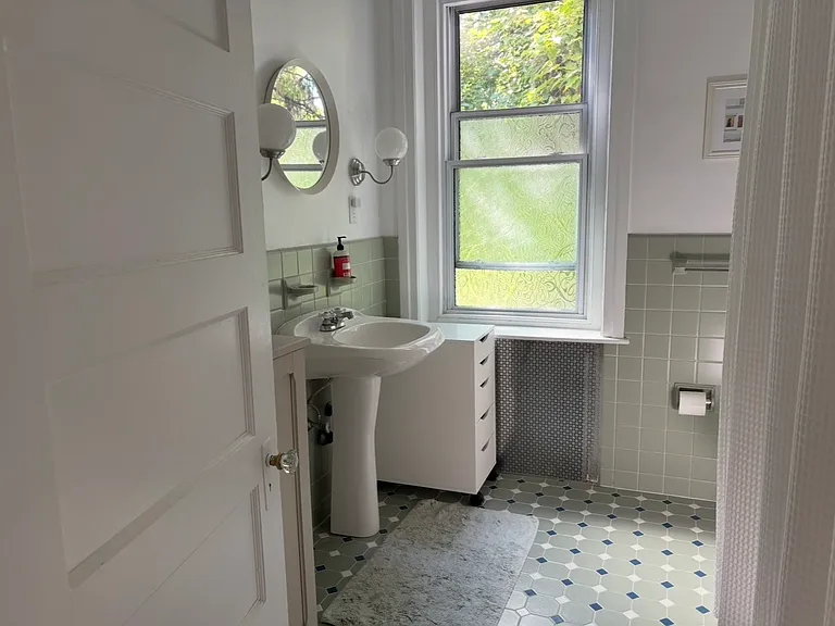 5926 Ridge Ave #2 — Photo 23