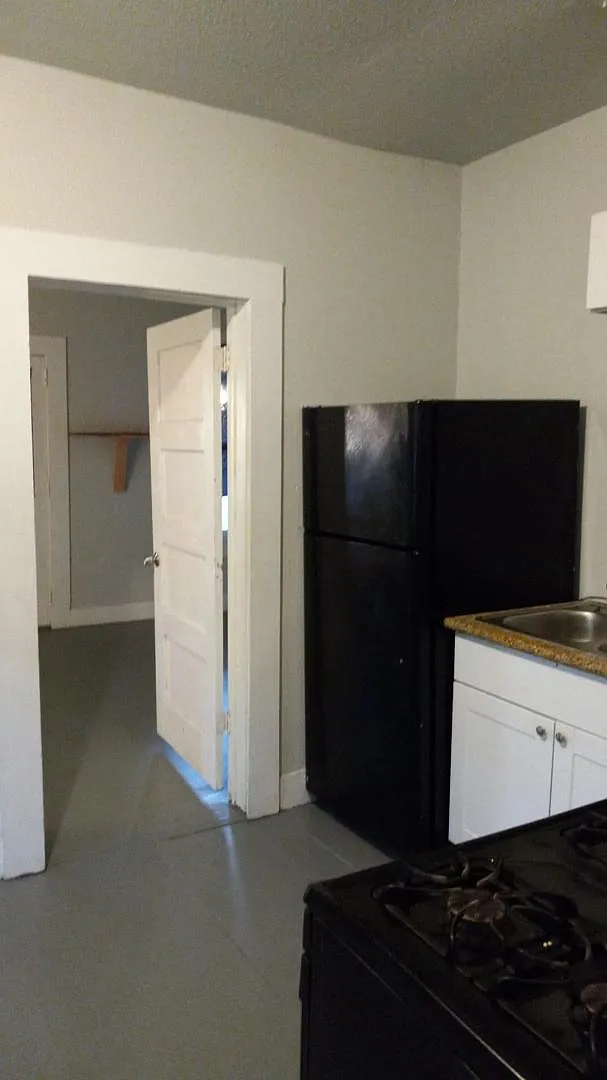 2022 Monterey St - 2 — Photo 3
