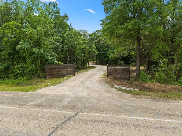 7045 W Us Highway 67 E, Mount Pleasant, TX 75455