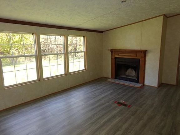 5th image of 154 Red Barn Rd
