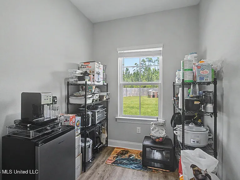 6812 Enclave Ln — Photo 9