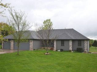 1941 N Buckeye Ln, Nixa, MO 65714