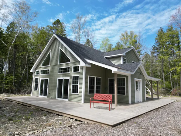 100 Twin Springs Lane, Lincoln, ME 04457