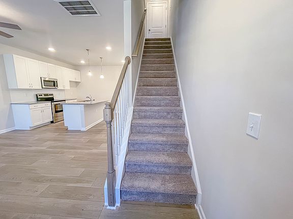 2nd image of 404 Merriman Dr