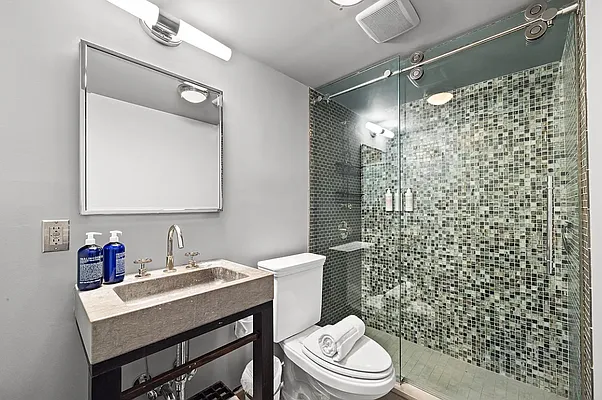 Rented by Compass | media 6