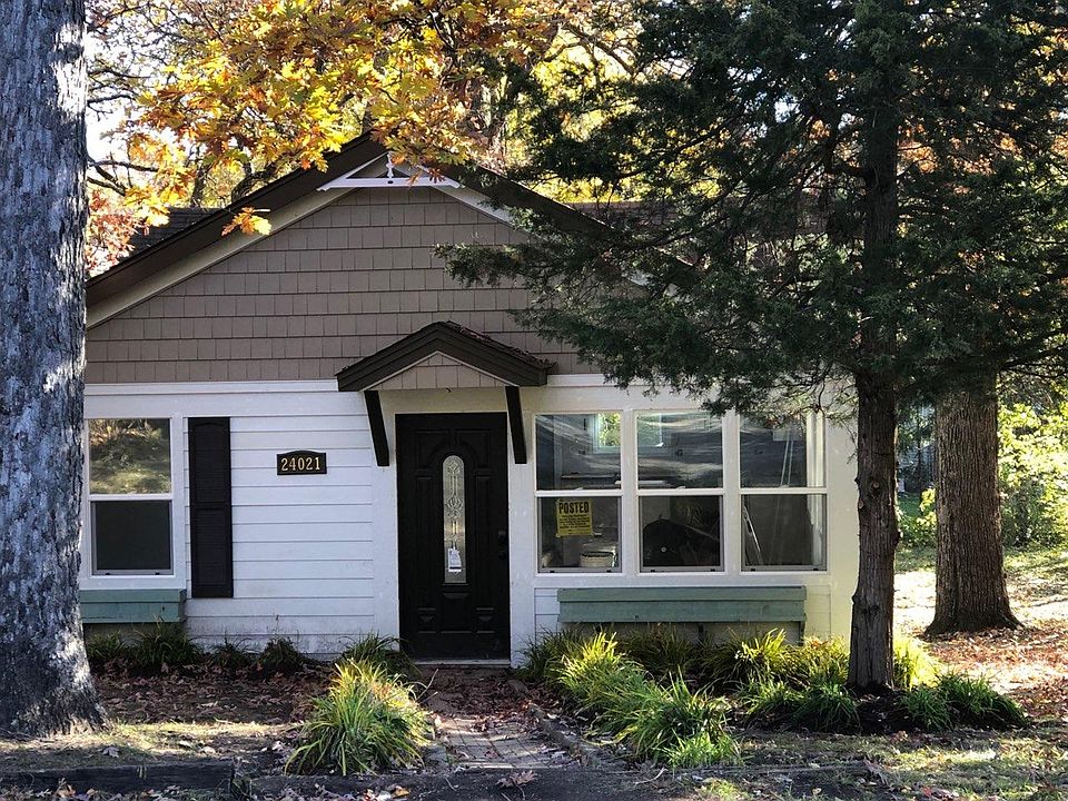 1st image of 24021 N Overhill Dr