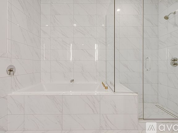 5th image of 211 Saint Paul St #406