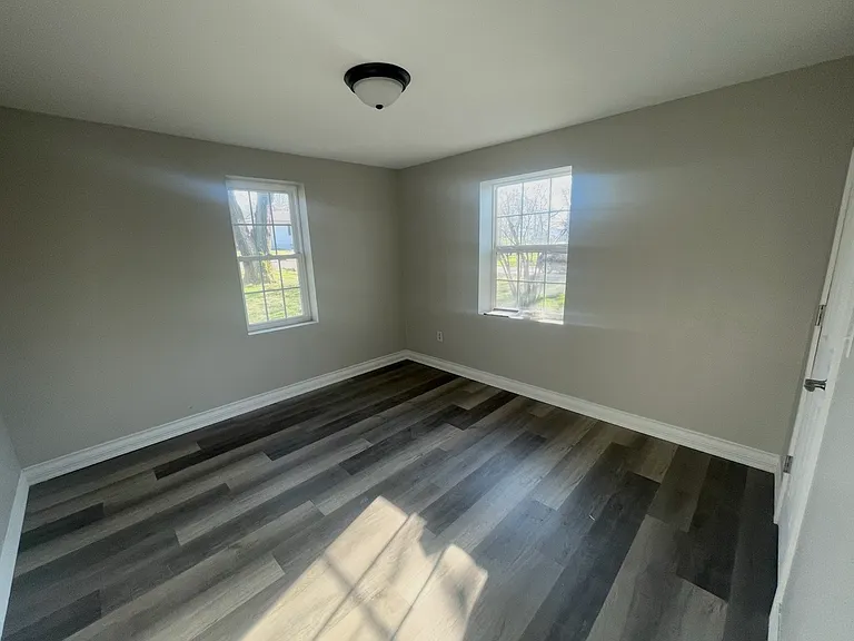 310 Birch St — Photo 3