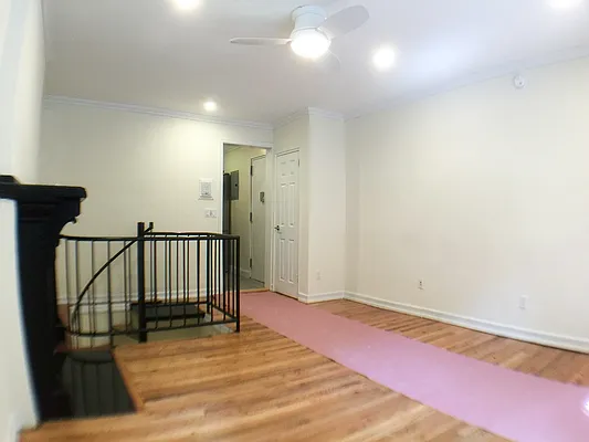 Rented by Francine Realty | media 12